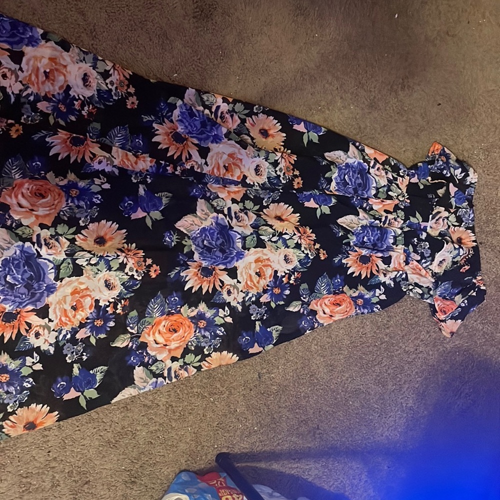 A beautiful flower strapless dress